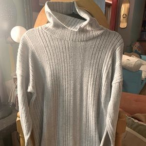 🔥Hem & Thread turtleneck sweater